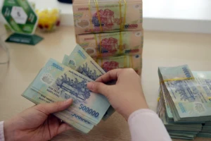 Bộ Nội vụ: Tiền lương, thưởng tết của người lao động tăng mạnh