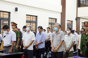 Tuyên án phạt tù 3 cựu Phó Chủ tịch UBND thành phố