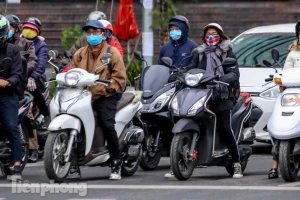 Miền Bắc hửng nắng trước khi đón mưa liên tục
