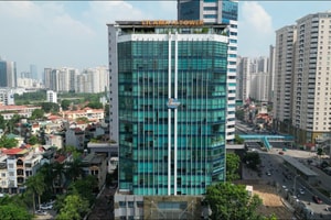 Công ty 43 tuổi trên sàn HoSE 'cầu cứu' cổ đông