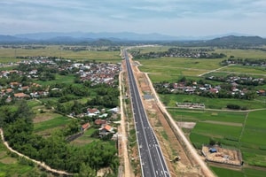 Gần 100km cao tốc qua miền Trung sẵn sàng đưa vào khai thác trước Tết