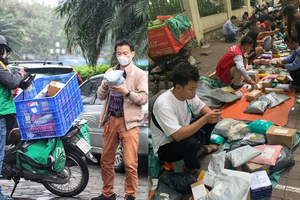 Viettel Post, GiaoHangNhanh, J&T Express... công bố lịch ngừng hoạt động, người mua liệu có kịp nhận hàng trước Tết?
