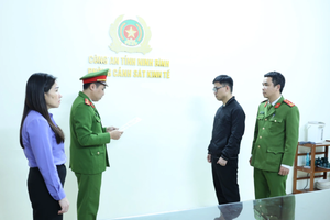 Khởi tố, bắt tạm giam chủ tiệm vàng SN 1986