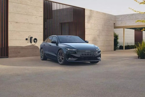 Bị chê quá nhiều, Audi phải xuống nước: Q6 e-tron 2027 sửa sai nội thất, nâng cấp dồn dập, quyết đấu BMW và Mercedes