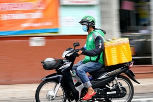 Cận Tết, 4 nghề lọt top 'tứ hoàng danh giá', có tiền chưa chắc thuê được