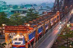 Cây cầu thép có tuổi đời lớn nhất Việt Nam chính thức hoạt động trở lại