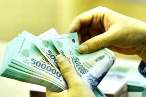 Đôn đốc doanh nghiệp chi trả đầy đủ lương, thưởng Tết cho người lao động