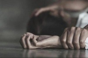 Điều tra một cựu giáo viên 79 tuổi
