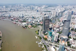 Lãi suất vay mua nhà chạm ngưỡng 14%/năm: Người mua dè chừng, chủ đầu tư mắc kẹt vì chi phí vốn tăng vọt