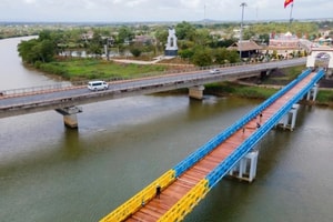 Cây cầu lịch sử từng chia cắt Việt Nam thành 2 miền đã hoàn thiện trùng tu, dành ưu đãi đặc biệt cho du khách dịp Tết Nguyên đán