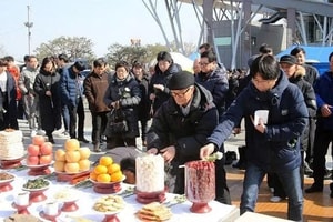 Quốc gia châu Á từng coi Tết Âm lịch là 'lạc hậu' rồi phải khôi phục sau hơn 30 năm