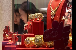 Người Trung Quốc ồ ạt mua vàng