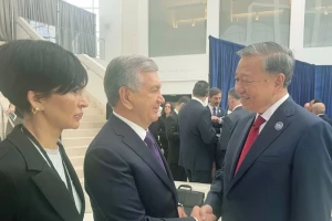 Tổng Bí thư gặp lãnh đạo nhiều nước nhân dịp dự cuộc họp Hội đồng Hòa bình về Dải Gaza