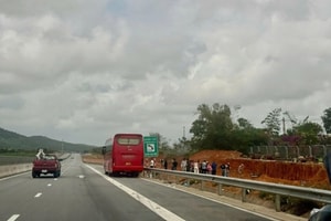 Tưởng vô hại, ai ngờ một lỗi sai trên cao tốc có thể khiến tài xế 'bay' ngay 14 triệu đồng và 6 điểm bằng lái