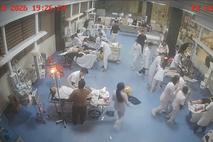 Em rể ném mìn ngày mùng 2 Tết khiến 10 người trong gia đình anh vợ nhập viện, cơ thể găm nhiều mảnh kim khí