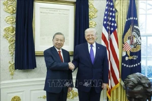 Tổng Bí thư Tô Lâm gặp Tổng thống Mỹ Donald Trump tại Nhà Trắng