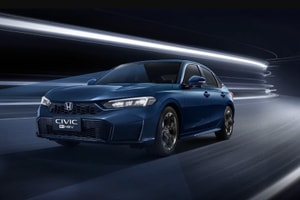 Quyết đấu Mazda3, Honda Civic 2026 tung bản hybrid giá mềm, bảo hành pin tới 10 năm