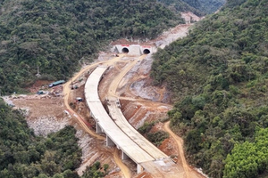 Việt Nam sắp hoàn thành thêm 2 cung đường biên giới mới, vốn đầu tư hơn 37.000 tỷ