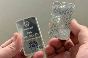 Bạc 'phi mã' sau Tết: Áp sát mốc 90 triệu đồng/kg