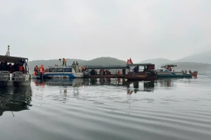 Vụ chìm tàu hồ Thác Bà khiến 6 người tử vong: Chở quá tải, bến không phép