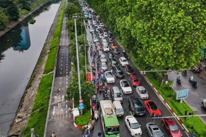 Đề xuất 'lên đời' con đường dài khoảng 4km, sầm uất bậc nhất Hà Nội