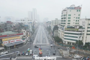 Đóng một số làn đường tại nút giao Giải Phóng - Kim Đồng