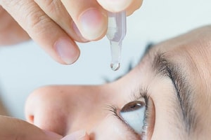 Thu hồi thuốc nhỏ mắt nổi tiếng, khẩn trương rà soát toàn bộ các cơ sở bán buôn, bán lẻ