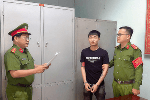 Bắt nóng đối tượng truy nã đặc biệt Phan Hồng Thiện SN 1998