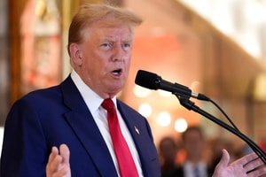 Thuế toàn cầu 10% của ông Trump chính thức có hiệu lực hôm nay 24/2
