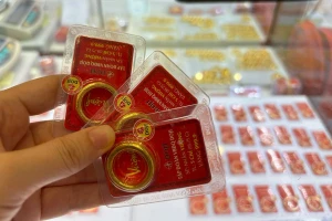 Thủ tướng: Khẩn trương lập sàn giao dịch vàng quốc gia