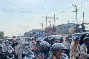 TPHCM lý giải dòng người quay lại TP.HCM ngay sau Tết tăng vọt