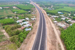Chỉ vài tháng nữa, chính thức vận hành cao tốc 18.000 tỷ kết nối 2 tỉnh thành giàu nhất Việt Nam