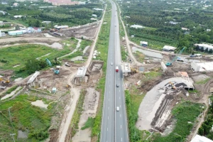 Cao tốc Cao Lãnh - An Hữu chưa làm xong, vì sao Đồng Tháp đề xuất mở rộng?