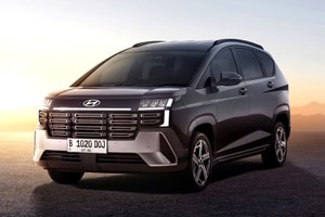 Mẫu MPV 5+2 của Hyundai sắp ‘xuất chiêu’ giá 480 triệu: Thiết kế được ‘lên đời’, đuôi xe sắc sảo hơn, nội thất ‘lai’ Tucson và có thêm mát-xa ghế lái, 'đấu thẳng' với Mitsubishi Xpander