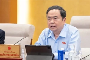 Chủ tịch Quốc hội: Tránh tình trạng công khai trên giấy nhưng người dân vẫn khó tiếp cận thông tin