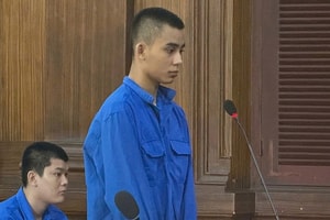 Tuyên phạt 5 năm tù đối với 2 thanh niên tông CSGT trọng thương