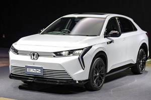 Honda ‘đẩy mạnh’ điện hóa bằng mẫu SUV ‘chung mâm’ với Mazda CX-5: Đi từ Hà Nội đến Đồng Hới trong 1 lần sạc, nội thất được chăm chút, giá ‘rẻ như cho’ không?