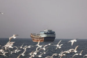 Bao giờ Mỹ bắt đầu hộ tống tàu thuyền qua Eo biển Hormuz?