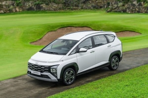 Hyundai Stargazer giảm tới 107 triệu đồng phả hơi nóng lên Xpander, cơ hội vàng tậu xe giá tốt