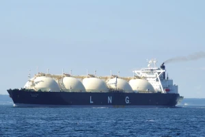 Giá gas rục rịch tăng, điện khí LNG lo rủi ro nguồn cung vì chiến sự