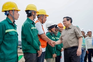 Thủ tướng: Phát triển kinh tế hàng không, khu thương mại tự do thế hệ mới tại sân bay Gia Bình