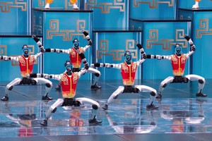 Các công ty đứng sau những robot nhảy múa khiến thế giới sửng sốt của Trung Quốc