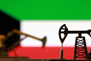 Hormuz tắc nghẽn, nhiều quốc gia tuyên bố giảm sản lượng: Thị trường dầu toàn cầu chao đảo