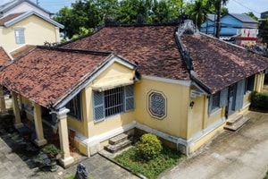 Phủ thờ niên đại hơn 100 năm tuổi được ví như 'bảo tàng tư nhân', là nơi lưu giữ nhiều báu vật hoàng gia nhà Nguyễn