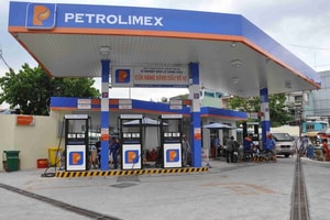 Petrolimex đang tính phương án hy sinh lợi nhuận để tăng nhập khẩu xăng dầu cho thị trường