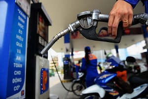 Chuyên gia cảnh báo ‘hiệu ứng dây chuyền’: Xăng tăng có thể đẩy CPI 1–2%