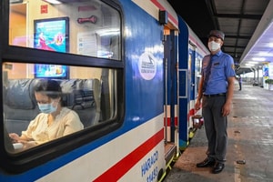 Giá dầu lên cao, ngành đường sắt tăng giá vé