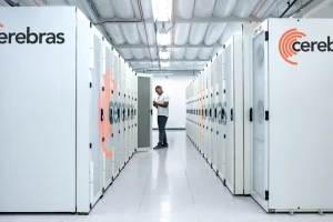 Chế tạo thành công chip AI khổng lồ 4.000 tỷ bóng bán dẫn: Startup này đã được Oracle gọi tên cạnh Nvidia và AMD
