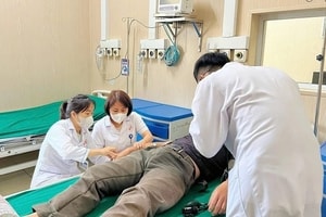Loại đồ uống quen thuộc khiến người đàn ông 35 tuổi liệt hai chân sau một đêm
