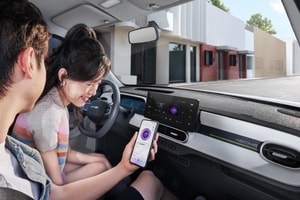 Mẫu hatchback điện nhỏ xinh giá chỉ 183 triệu, khách Việt nhìn sẽ khó cưỡng: Thiết kế nhỏ có võ, trang bị cổng sạc nhanh cùng 2 túi khí an toàn, radar hỗ trợ lùi xe